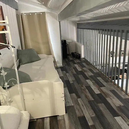 Maison Avec Jardin 펜션 *